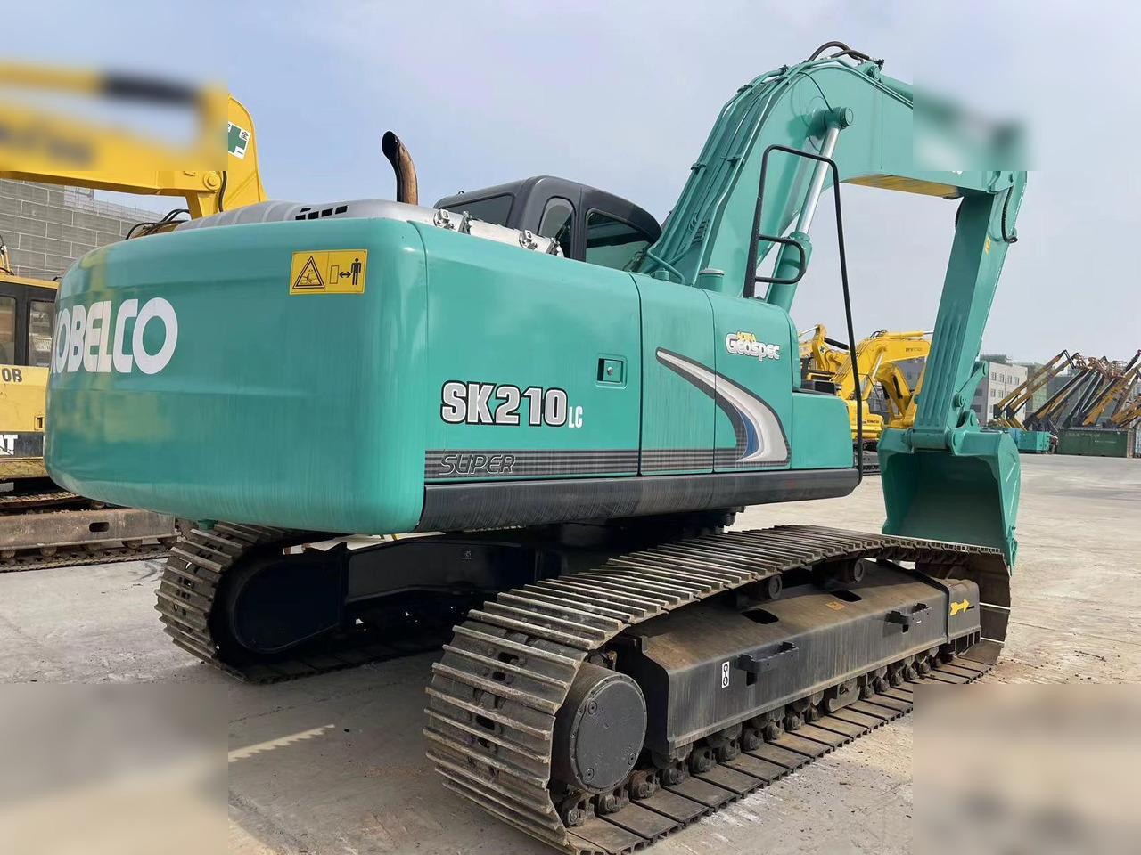 KOBELCO SK210 - Rupsgraafmachine: afbeelding 5 KOBELCO SK210 - Rupsgraafmachine: afbeelding 5