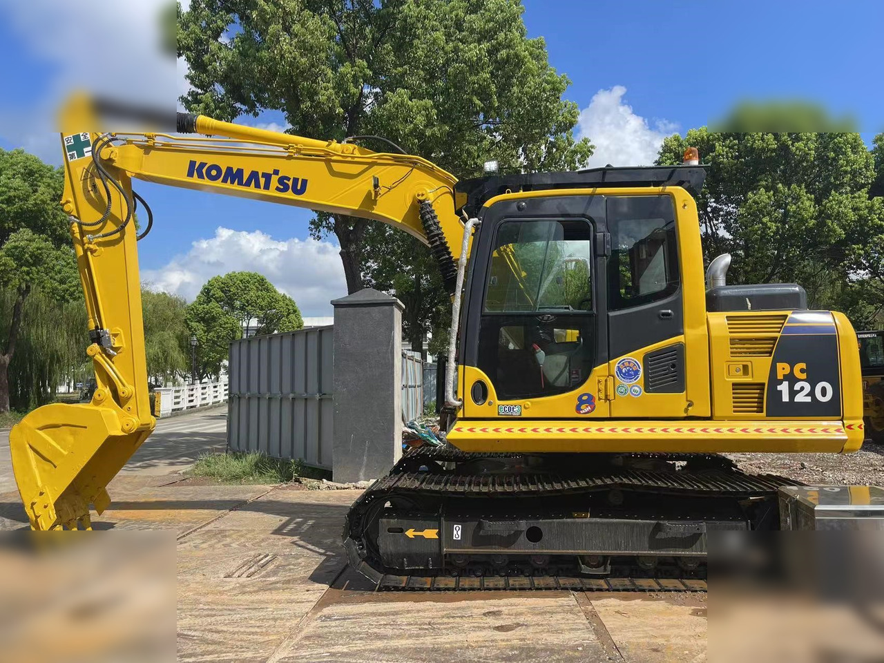 KOMATSU PC120-8 - Rupsgraafmachine: afbeelding 1 KOMATSU PC120-8 - Rupsgraafmachine: afbeelding 1