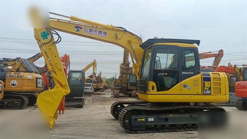 KOMATSU PC130-7 - Rupsgraafmachine: afbeelding 2 KOMATSU PC130-7 - Rupsgraafmachine: afbeelding 2