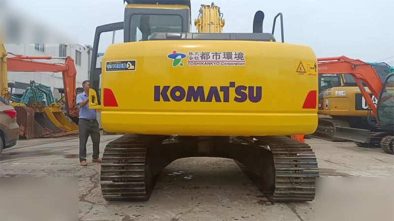 KOMATSU PC130-7 - Rupsgraafmachine: afbeelding 4 KOMATSU PC130-7 - Rupsgraafmachine: afbeelding 4
