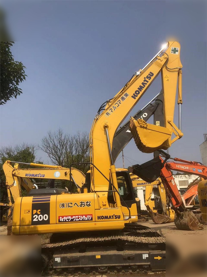 KOMATSU PC200-7 - Rupsgraafmachine: afbeelding 1 KOMATSU PC200-7 - Rupsgraafmachine: afbeelding 1