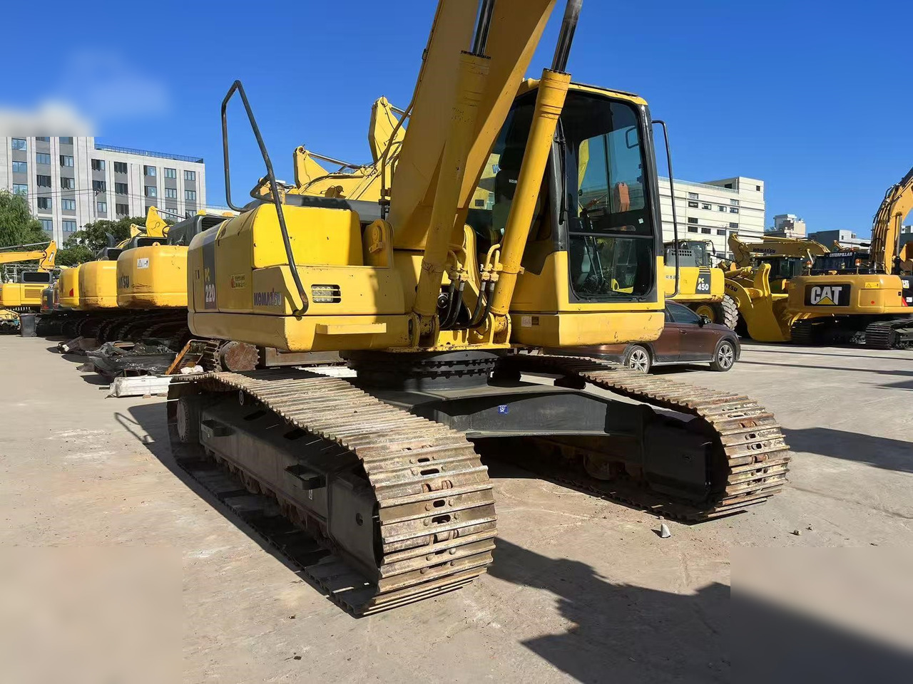 KOMATSU PC220-7 - Rupsgraafmachine: afbeelding 3 KOMATSU PC220-7 - Rupsgraafmachine: afbeelding 3