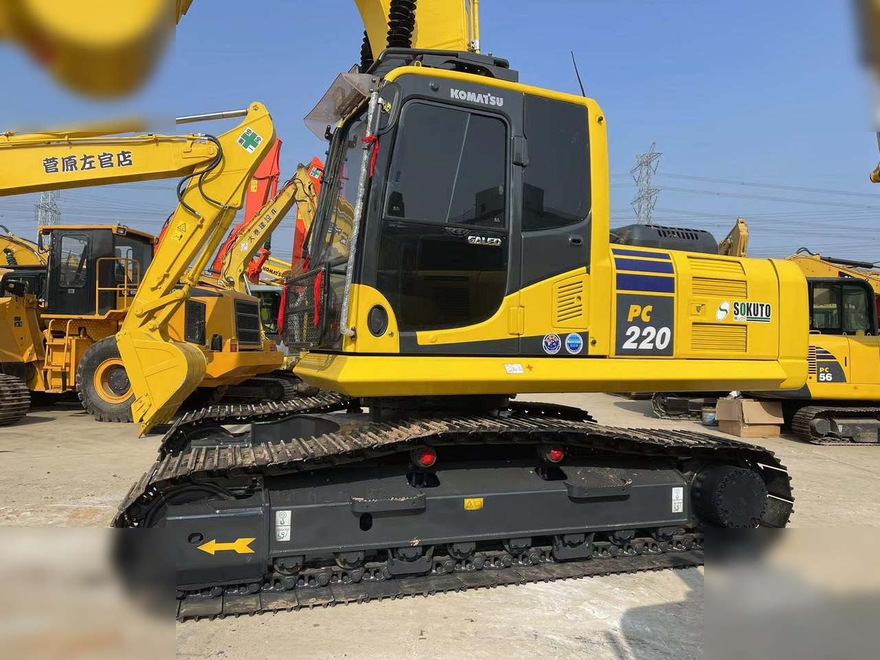 KOMATSU PC220-8 - Rupsgraafmachine: afbeelding 2 KOMATSU PC220-8 - Rupsgraafmachine: afbeelding 2