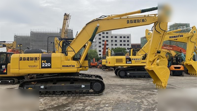 KOMATSU PC220-8 - Rupsgraafmachine: afbeelding 1 KOMATSU PC220-8 - Rupsgraafmachine: afbeelding 1