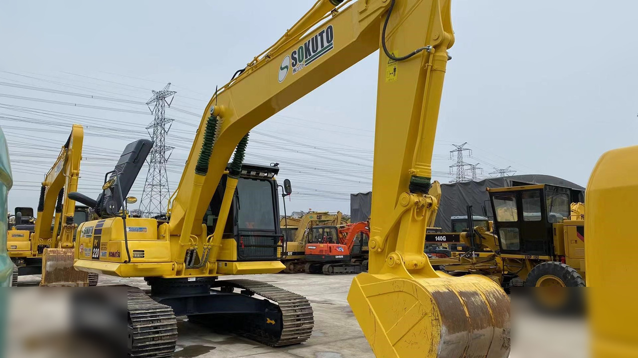 KOMATSU PC220-8 - Rupsgraafmachine: afbeelding 1 KOMATSU PC220-8 - Rupsgraafmachine: afbeelding 1