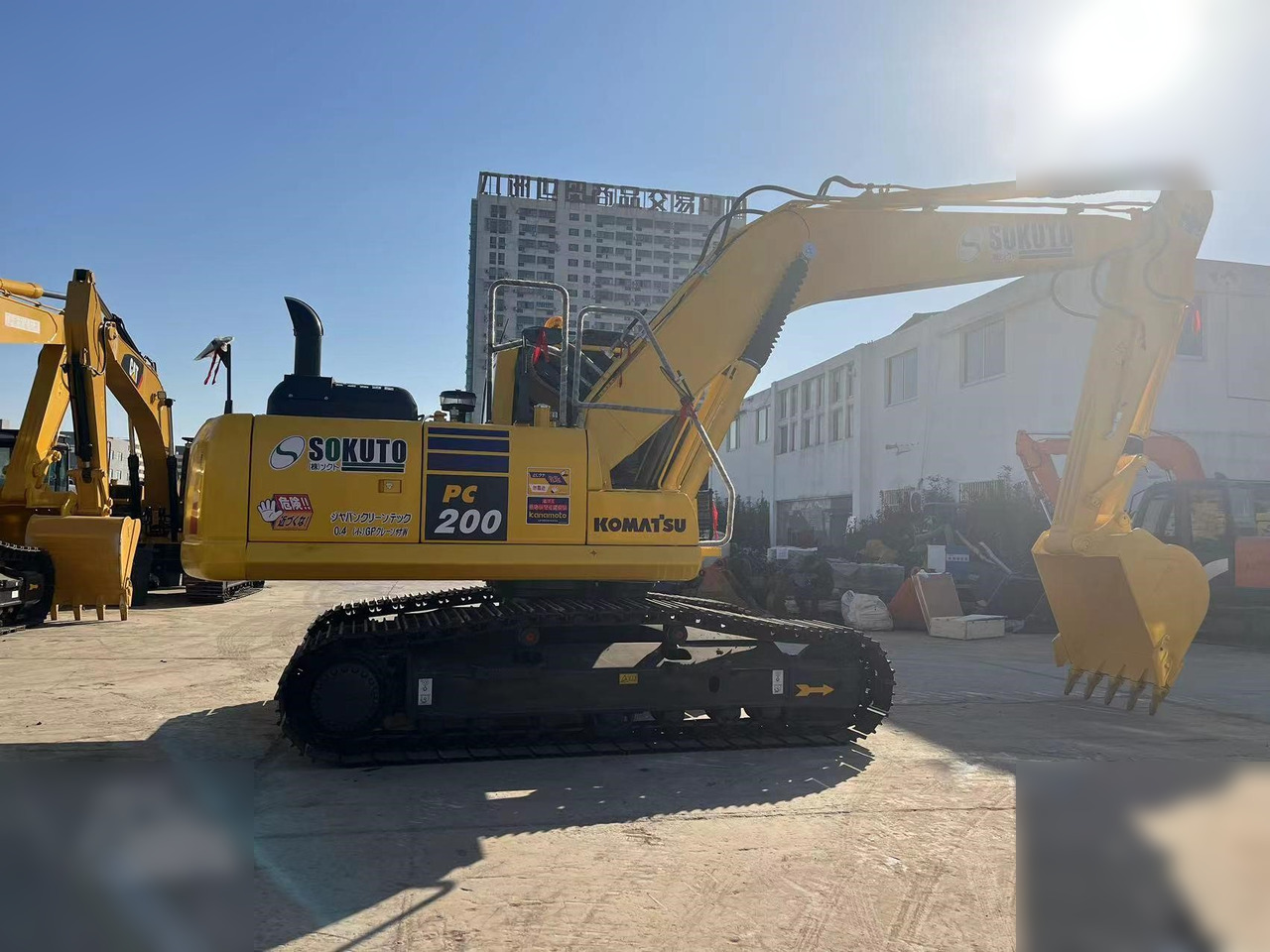 KOMATSU PC220-8 - Rupsgraafmachine: afbeelding 5 KOMATSU PC220-8 - Rupsgraafmachine: afbeelding 5