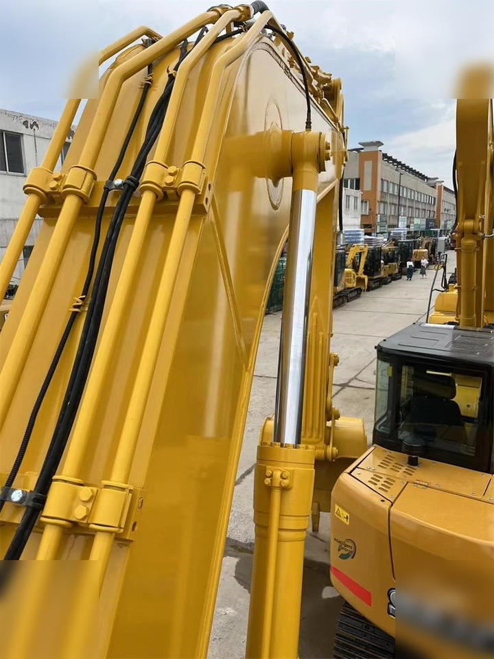 KOMATSU PC240 LC-8 - Rupsgraafmachine: afbeelding 4 KOMATSU PC240 LC-8 - Rupsgraafmachine: afbeelding 4