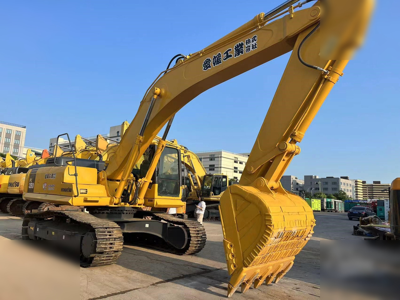 KOMATSU PC350-7 - Rupsgraafmachine: afbeelding 1 KOMATSU PC350-7 - Rupsgraafmachine: afbeelding 1