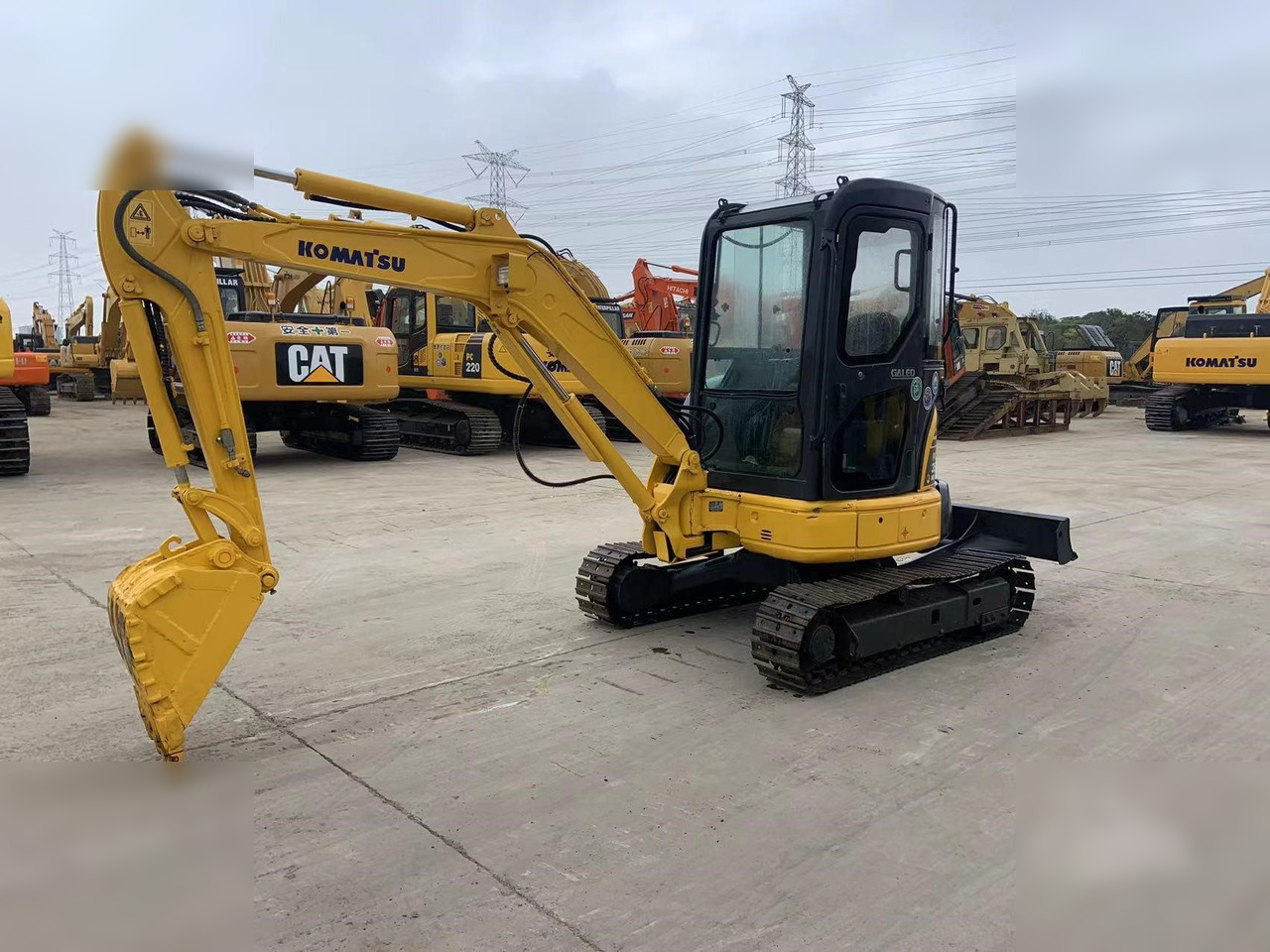 KOMATSU PC35MR-2 - Minigraafmachine: afbeelding 1 KOMATSU PC35MR-2 - Minigraafmachine: afbeelding 1