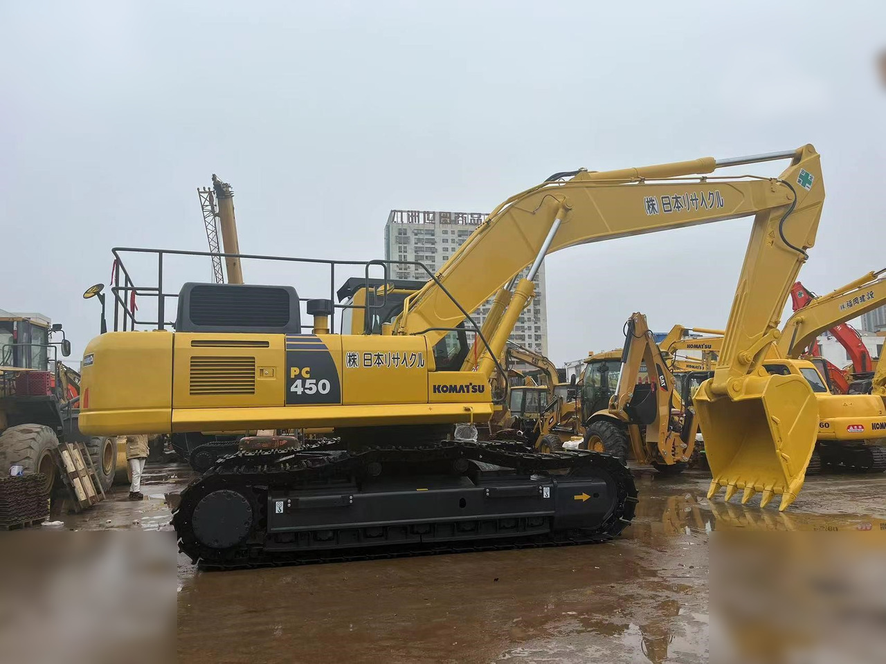 KOMATSU PC450-8 - Rupsgraafmachine: afbeelding 1 KOMATSU PC450-8 - Rupsgraafmachine: afbeelding 1