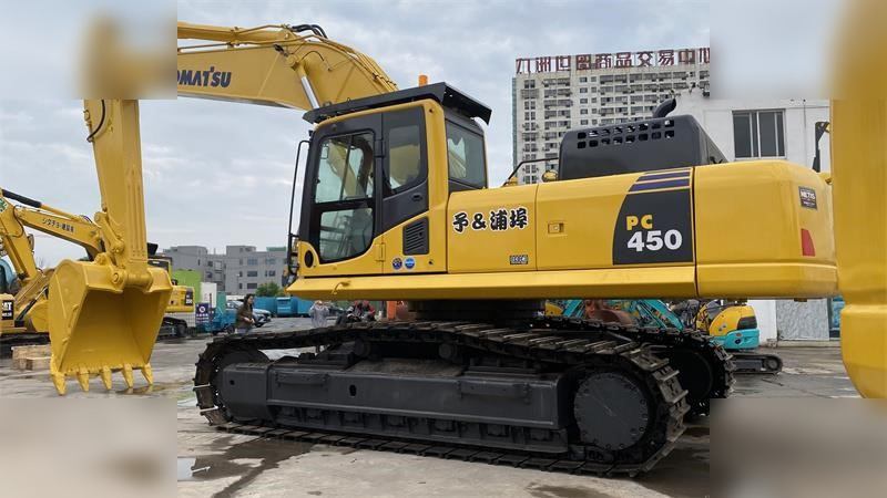 KOMATSU PC450-8 - Rupsgraafmachine: afbeelding 1 KOMATSU PC450-8 - Rupsgraafmachine: afbeelding 1