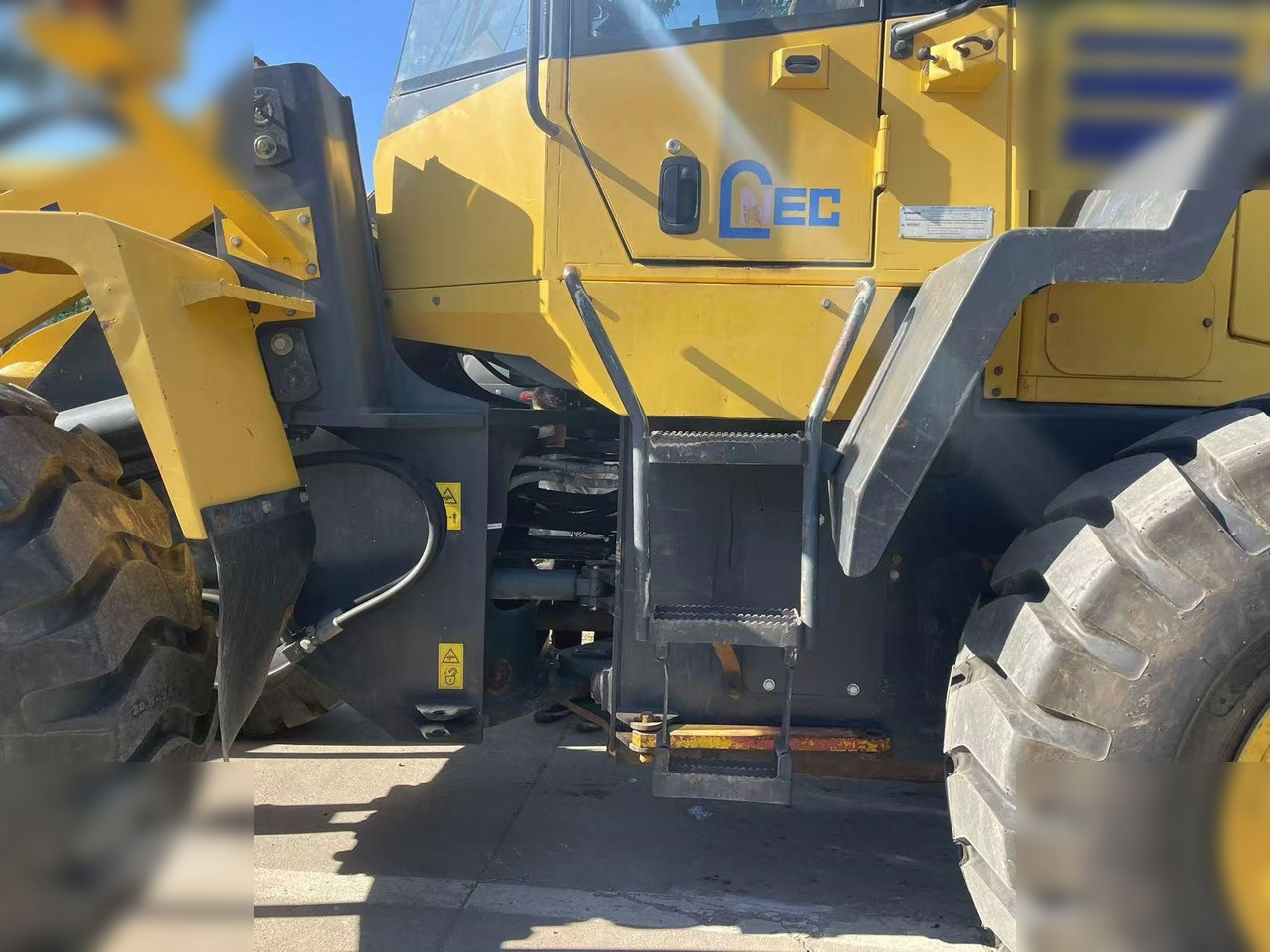 KOMATSU WA320-5 - Wiellader: afbeelding 3 KOMATSU WA320-5 - Wiellader: afbeelding 3