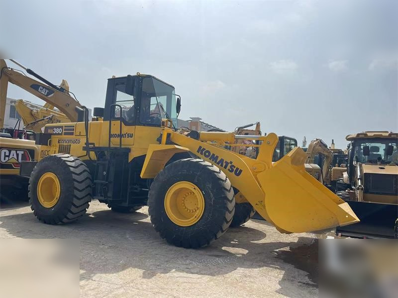 KOMATSU WA380-3 - Wiellader: afbeelding 4 KOMATSU WA380-3 - Wiellader: afbeelding 4