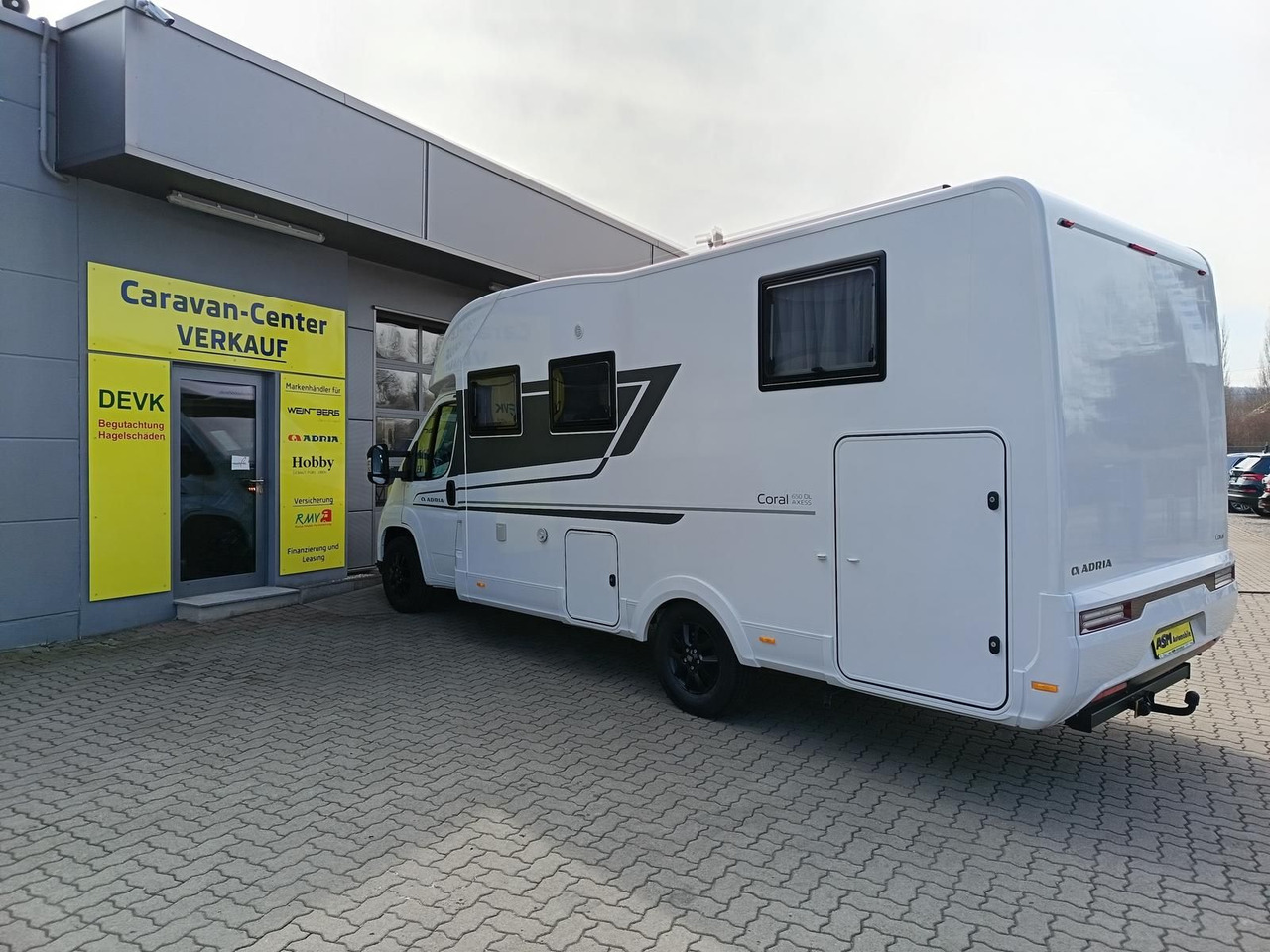 Adria Coral ALL-IN 650 DL*LUFTFEDERUNG HA*SOLAR*SOFORT - Half integraal camper: afbeelding 5 Adria Coral ALL-IN 650 DL*LUFTFEDERUNG HA*SOLAR*SOFORT - Half integraal camper: afbeelding 5