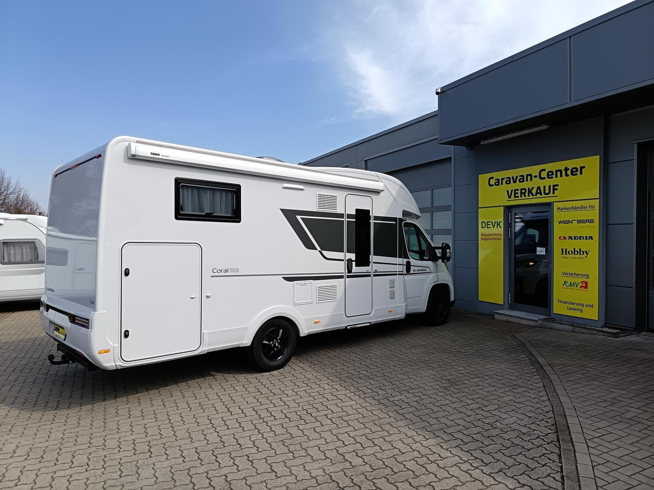 Adria Coral ALL-IN 650 DL*LUFTFEDERUNG HA*SOLAR*SOFORT - Half integraal camper: afbeelding 4 Adria Coral ALL-IN 650 DL*LUFTFEDERUNG HA*SOLAR*SOFORT - Half integraal camper: afbeelding 4