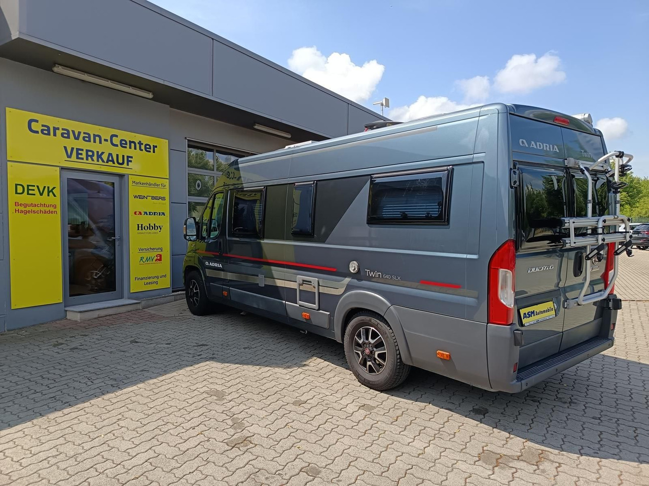 Adria Twin 640SLX Platinum*MARKISE*TV*SAT*FAHRRADTRÄG. - Buscamper: afbeelding 5 Adria Twin 640SLX Platinum*MARKISE*TV*SAT*FAHRRADTRÄG. - Buscamper: afbeelding 5