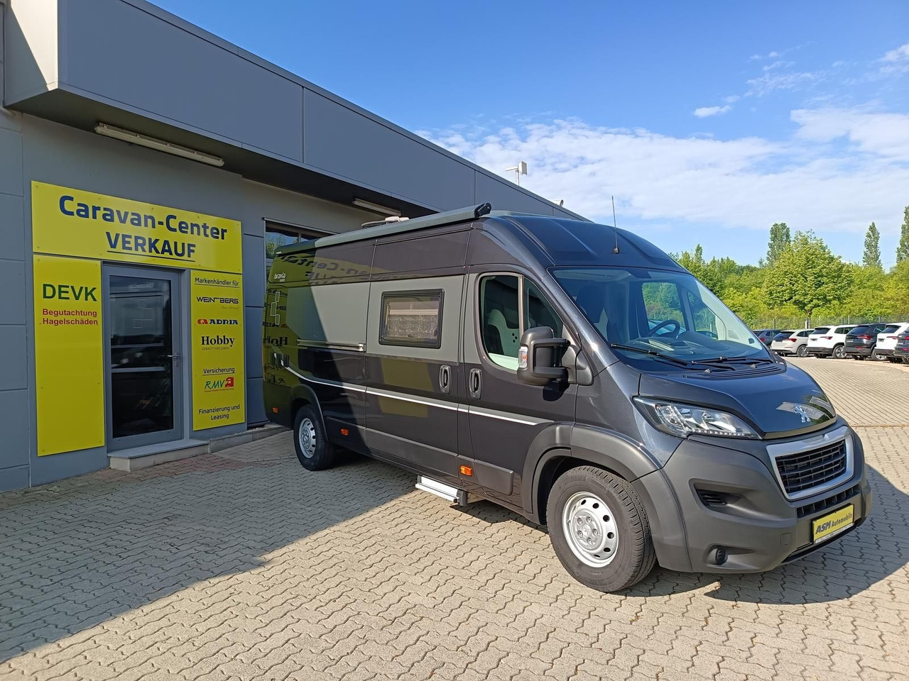 Bravia Swan 640*MARKISE*TV*SAT*FAHRRADTRÄGER*NAVI*SOLAR - Buscamper: afbeelding 2 Bravia Swan 640*MARKISE*TV*SAT*FAHRRADTRÄGER*NAVI*SOLAR - Buscamper: afbeelding 2