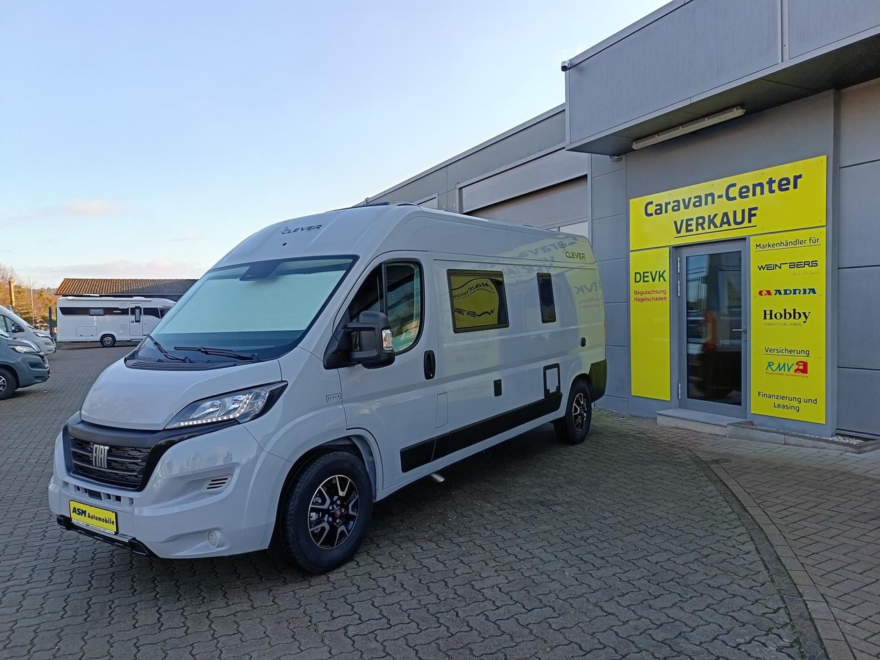 Clever Celebration 600 MJ24*AHK*MARKISE*ACC*R-KAM*RADIO - Buscamper: afbeelding 4 Clever Celebration 600 MJ24*AHK*MARKISE*ACC*R-KAM*RADIO - Buscamper: afbeelding 4