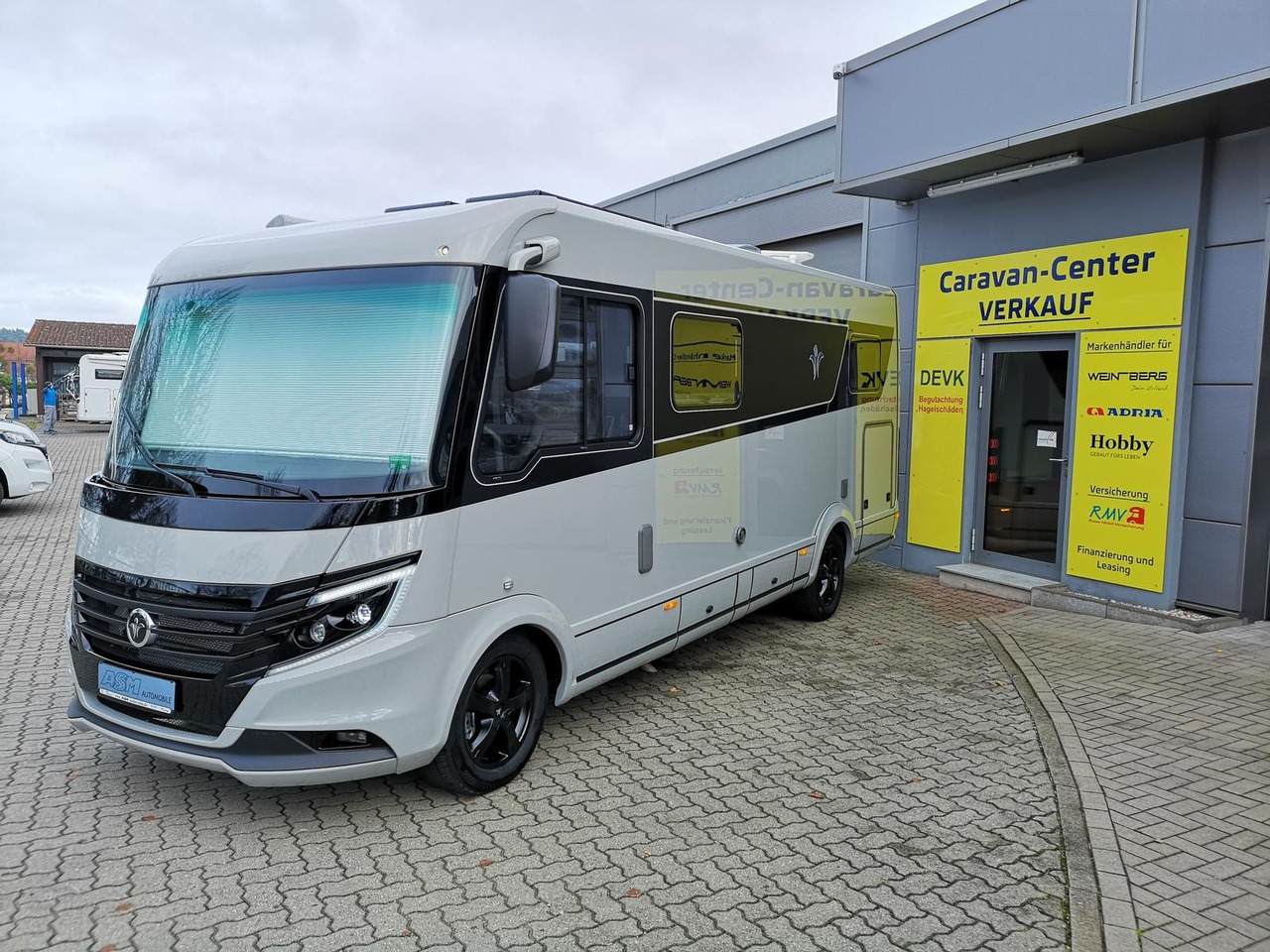 Niesmann + Bischoff iSmove 6.9 E 132 kW+AHK+SOLAR+ALDE+KLIMA+NAVI - Integraal camper: afbeelding 2 Niesmann + Bischoff iSmove 6.9 E 132 kW+AHK+SOLAR+ALDE+KLIMA+NAVI - Integraal camper: afbeelding 2