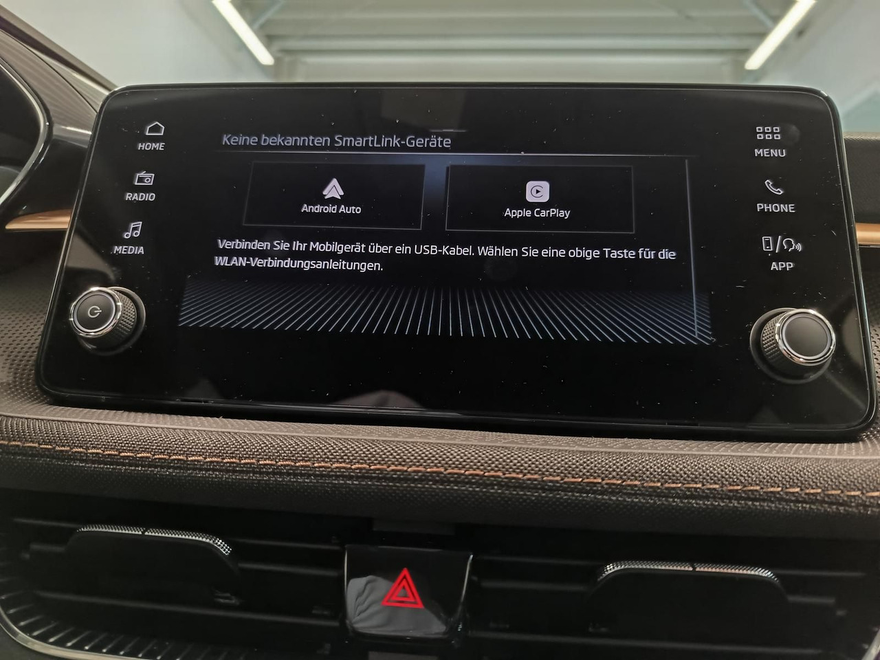 Sedan Skoda Fabia 130 Jahre 1,0TSI DSG*AHK-VORBER.*LED*R-KAM: afbeelding 12 Sedan Skoda Fabia 130 Jahre 1,0TSI DSG*AHK-VORBER.*LED*R-KAM: afbeelding 12