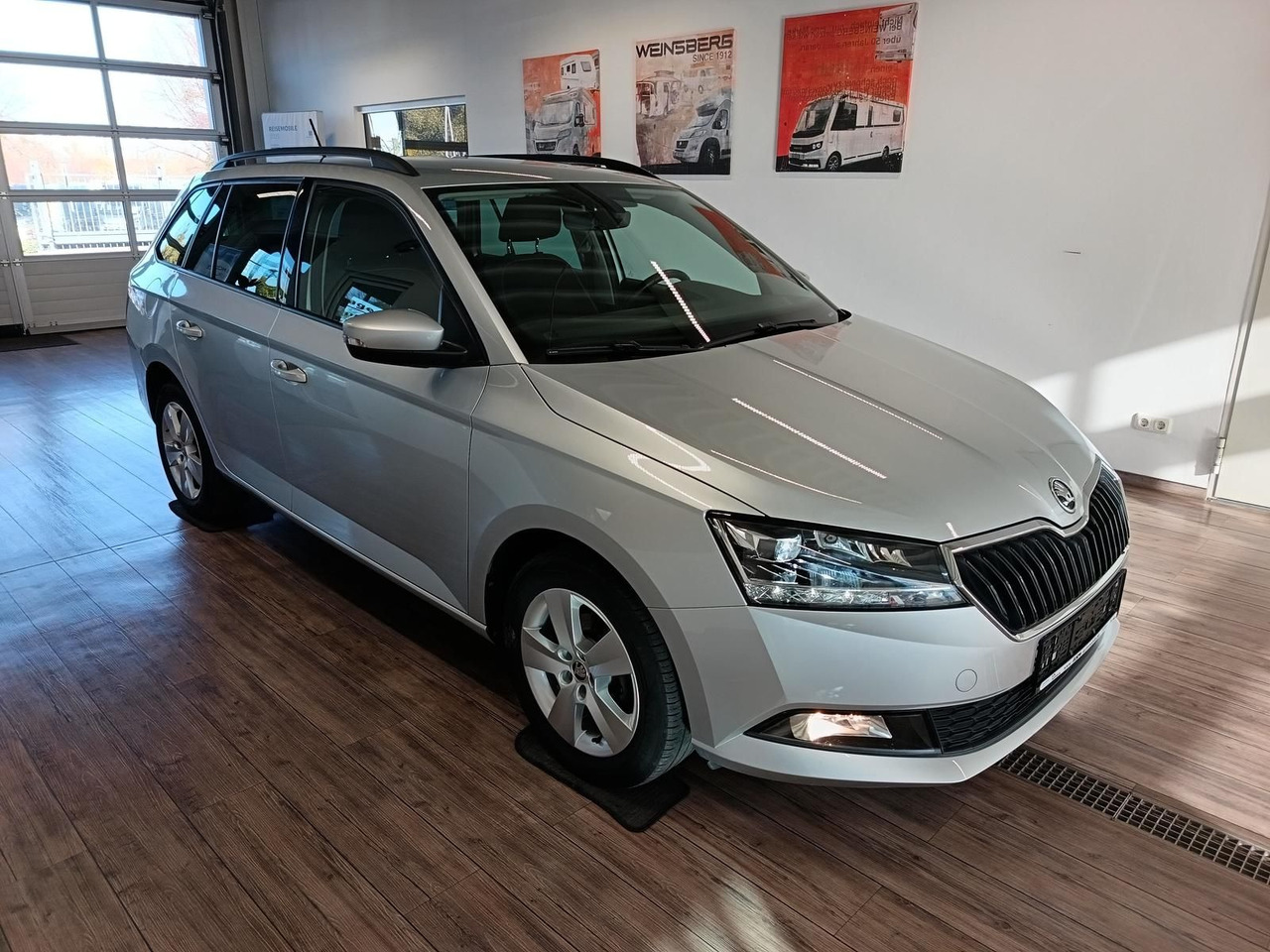 Skoda Fabia Combi Style 1.0 TSI*AHK*LED*R-KAM*PDC*SHZ* - Stationwagen: afbeelding 3 Skoda Fabia Combi Style 1.0 TSI*AHK*LED*R-KAM*PDC*SHZ* - Stationwagen: afbeelding 3