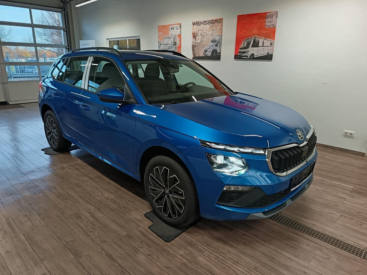 Skoda Kamiq 130 Jahre 1,5TSI DSG*AHK*ACC*LED*R-KAM*PDC - SUV: afbeelding 3 Skoda Kamiq 130 Jahre 1,5TSI DSG*AHK*ACC*LED*R-KAM*PDC - SUV: afbeelding 3
