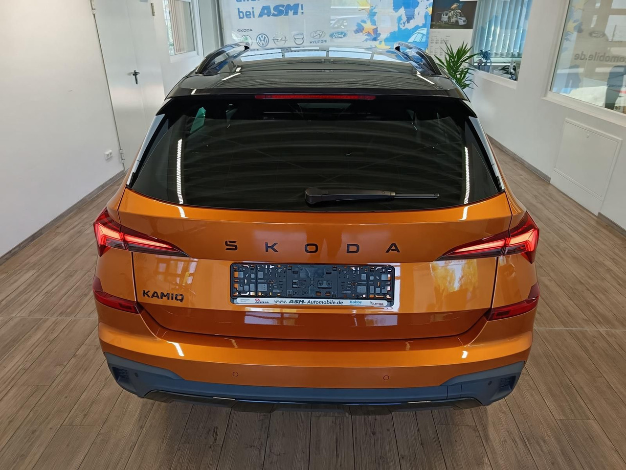 Skoda Kamiq Monte Carlo 1,5 TSI DSG*PANO*AHK*5J.GARANT - SUV: afbeelding 5 Skoda Kamiq Monte Carlo 1,5 TSI DSG*PANO*AHK*5J.GARANT - SUV: afbeelding 5