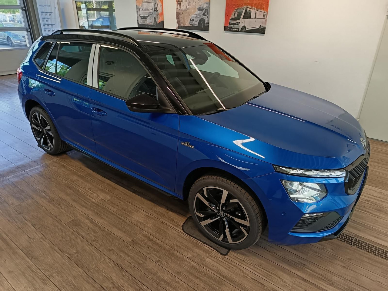 Skoda Kamiq Monte Carlo 1,5 TSI DSG*PANO*AHK*5J.GARANT - SUV: afbeelding 3 Skoda Kamiq Monte Carlo 1,5 TSI DSG*PANO*AHK*5J.GARANT - SUV: afbeelding 3