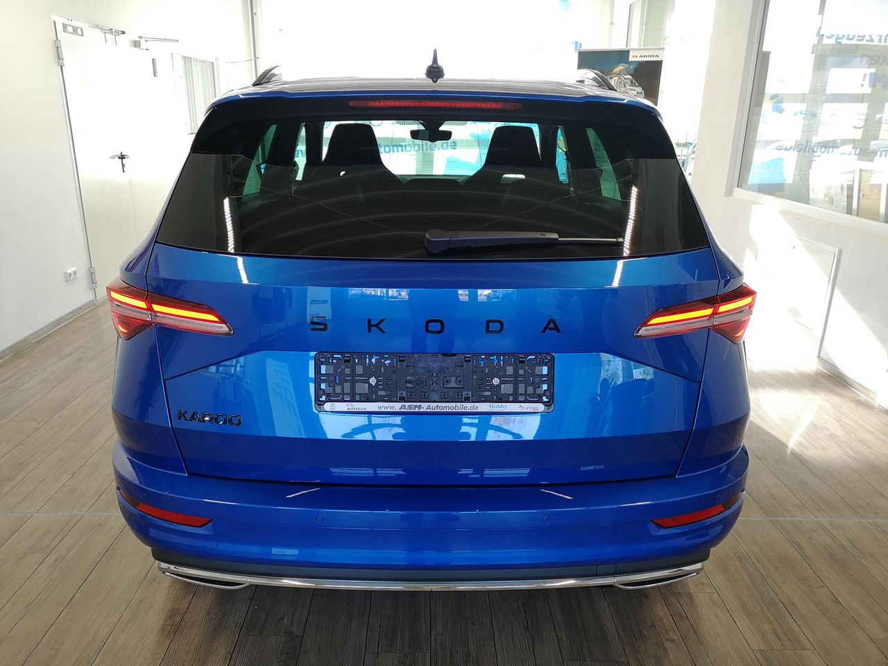 Skoda Karoq Sportline 1,5 TSI DSG*AHK*360°5J.GARANTIE* - SUV: afbeelding 5 Skoda Karoq Sportline 1,5 TSI DSG*AHK*360°5J.GARANTIE* - SUV: afbeelding 5