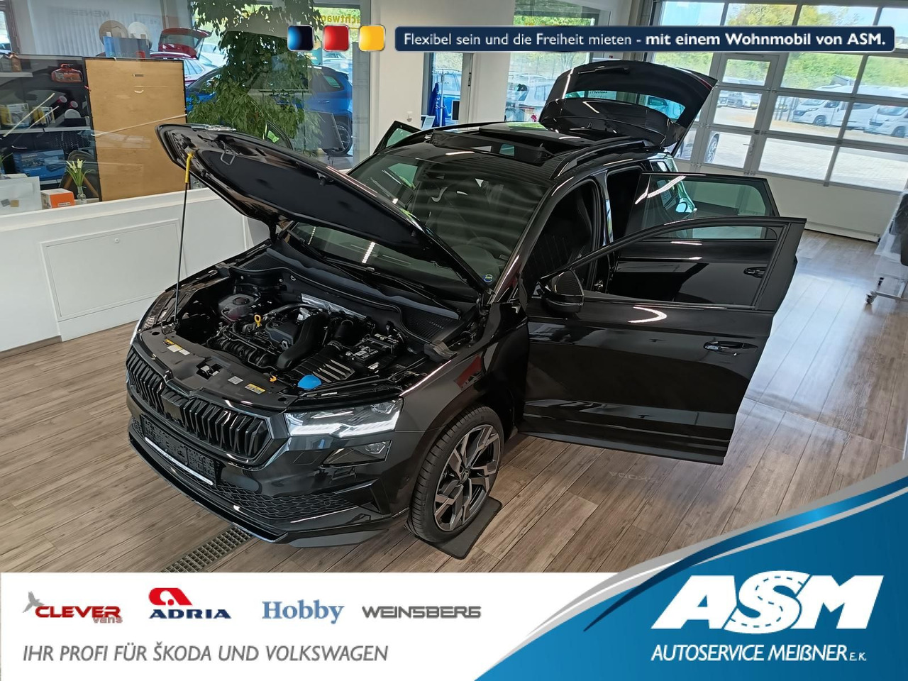 Skoda Karoq Sportline 1,5 TSI DSG*AHK*PSD*STD.HZG*NAVI - SUV: afbeelding 1 Skoda Karoq Sportline 1,5 TSI DSG*AHK*PSD*STD.HZG*NAVI - SUV: afbeelding 1