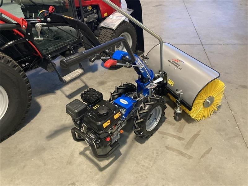 BCS 706 inkl. 80 cm fejemaskine - Gemeentelijke tractor: afbeelding 3 BCS 706 inkl. 80 cm fejemaskine - Gemeentelijke tractor: afbeelding 3