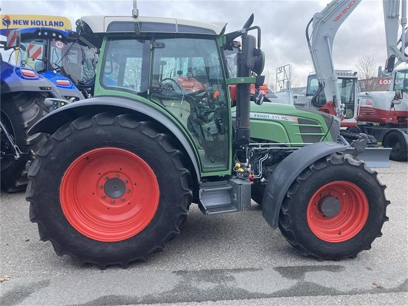 Fendt 211 Vario TMS - Tractor: afbeelding 4 Fendt 211 Vario TMS - Tractor: afbeelding 4