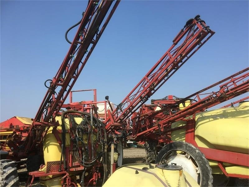 Hardi Mega 1200L 21m LPZ - Getrokken veldspuit: afbeelding 1 Hardi Mega 1200L 21m LPZ - Getrokken veldspuit: afbeelding 1