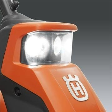 Husqvarna R 216T AWD inkl. 103 cm klippebord - Gazonmaaier: afbeelding 5 Husqvarna R 216T AWD inkl. 103 cm klippebord - Gazonmaaier: afbeelding 5