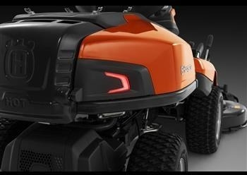 Husqvarna R 316TsX AWD inkl. Combi 112 cm klipperbord - Gazonmaaier: afbeelding 5 Husqvarna R 316TsX AWD inkl. Combi 112 cm klipperbord - Gazonmaaier: afbeelding 5