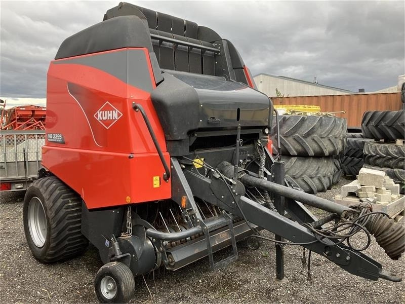 Kuhn VB 2295 - Ronde balenpers: afbeelding 1 Kuhn VB 2295 - Ronde balenpers: afbeelding 1