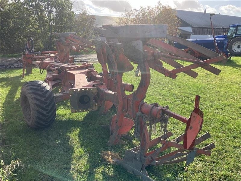 Kuhn Vari - Manager - Ploeg: afbeelding 3 Kuhn Vari - Manager - Ploeg: afbeelding 3