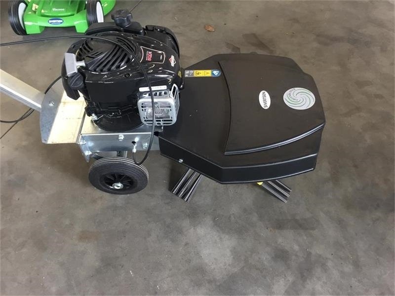 Kwern Grennbuster Home 550 Skubmodel - Tuinmachine: afbeelding 1 Kwern Grennbuster Home 550 Skubmodel - Tuinmachine: afbeelding 1