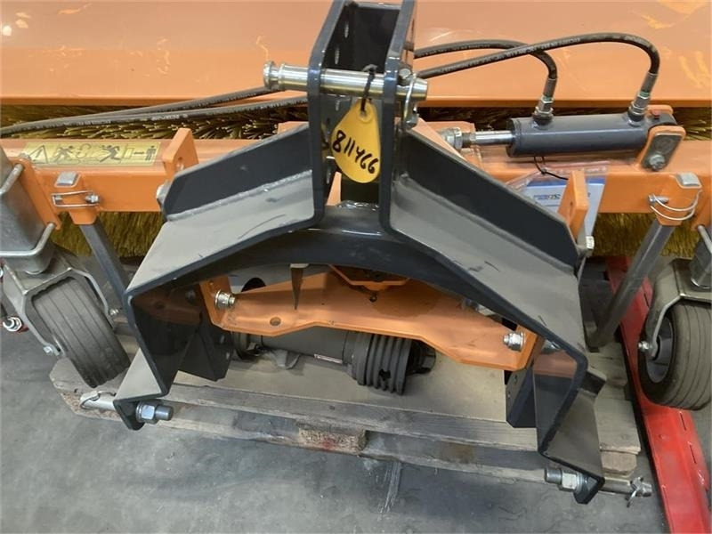 Nesbo FM 1500 P 1000H PTO - 3 pkt. 1 - Veeg: afbeelding 4 Nesbo FM 1500 P 1000H PTO - 3 pkt. 1 - Veeg: afbeelding 4