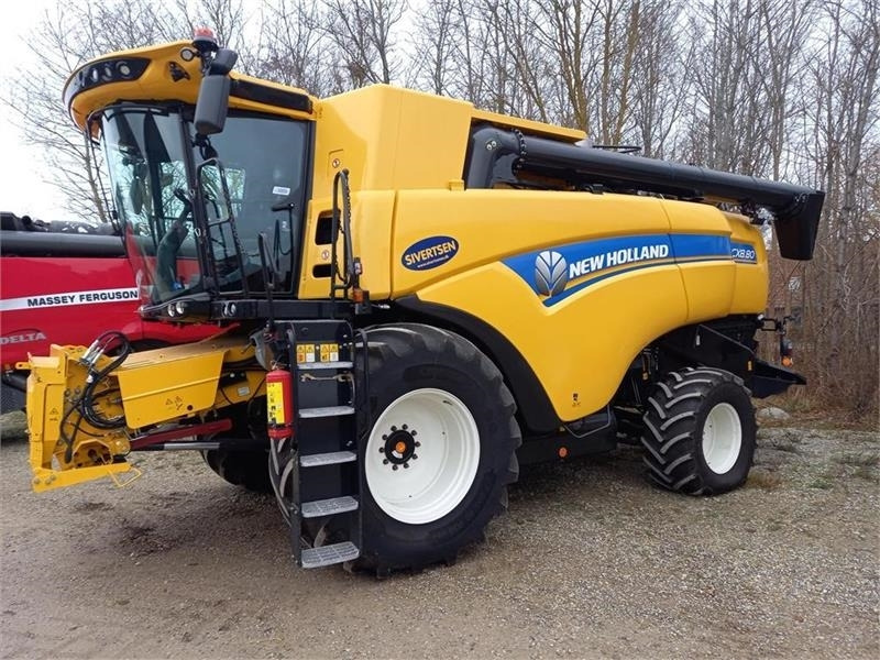 New Holland CX8.80 SLH med 25 fods Varifeed - Maaidorser: afbeelding 1 New Holland CX8.80 SLH med 25 fods Varifeed - Maaidorser: afbeelding 1