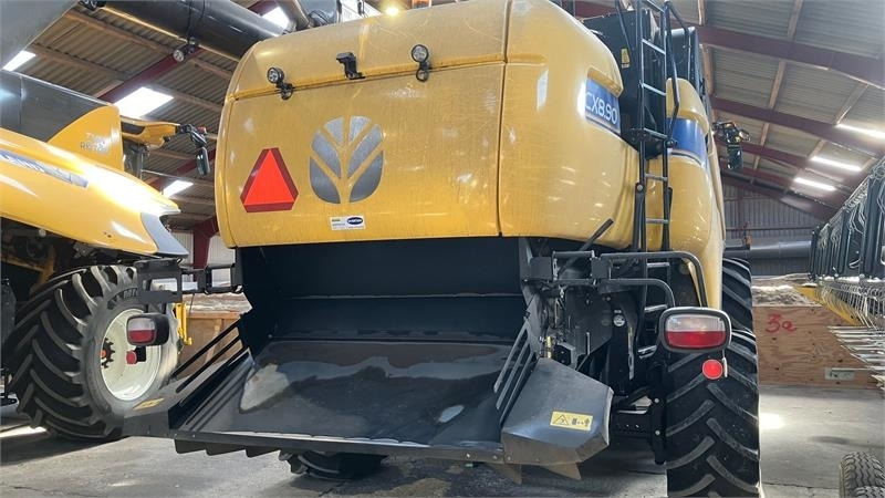 New Holland CX8.90 SLH - Maaidorser: afbeelding 3 New Holland CX8.90 SLH - Maaidorser: afbeelding 3