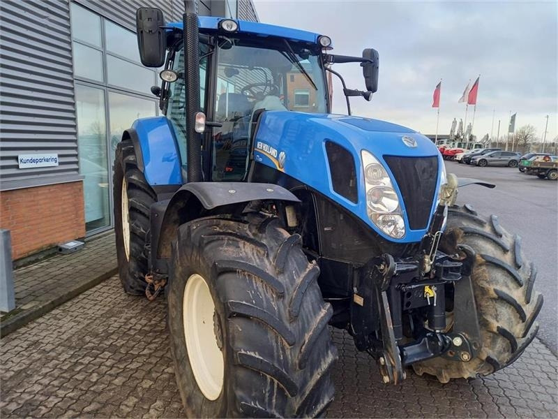 New Holland T7.220 - Tractor: afbeelding 4 New Holland T7.220 - Tractor: afbeelding 4
