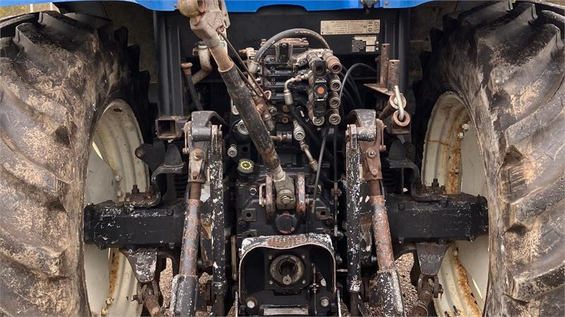 New Holland TS 115 A - Tractor: afbeelding 5 New Holland TS 115 A - Tractor: afbeelding 5