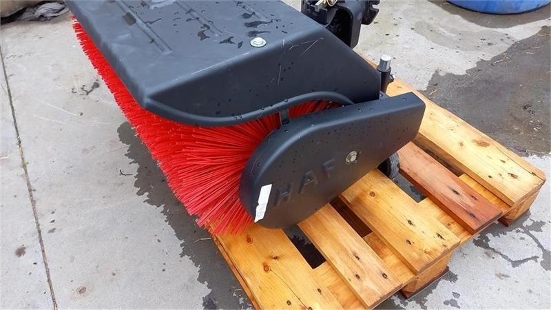 Nibbi 80cm Kost for Mak 4 og 5 - Gemeentelijke tractor: afbeelding 4 Nibbi 80cm Kost for Mak 4 og 5 - Gemeentelijke tractor: afbeelding 4