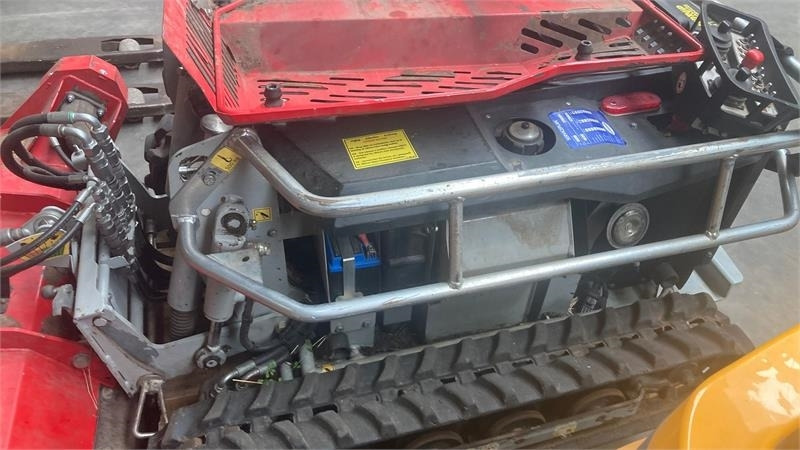 Timan RC-1000 Defekt Motor - Gazonmaaier: afbeelding 2 Timan RC-1000 Defekt Motor - Gazonmaaier: afbeelding 2