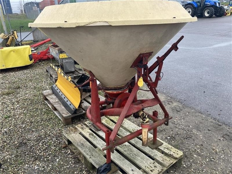 Vicon Pendulspreder - Zout/ Zandstrooier voor Gemeentelijke machine/ Speciaal: afbeelding 1 Vicon Pendulspreder - Zout/ Zandstrooier voor Gemeentelijke machine/ Speciaal: afbeelding 1