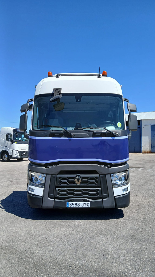 RENAULT T 520 - Autovrachtwagen vrachtwagen: afbeelding 5 RENAULT T 520 - Autovrachtwagen vrachtwagen: afbeelding 5
