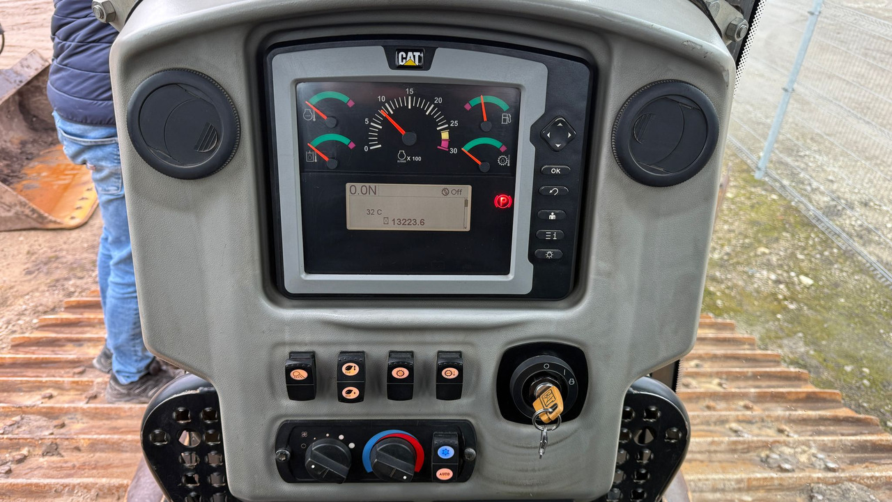 Bulldozer CAT D6N LGP: afbeelding 10