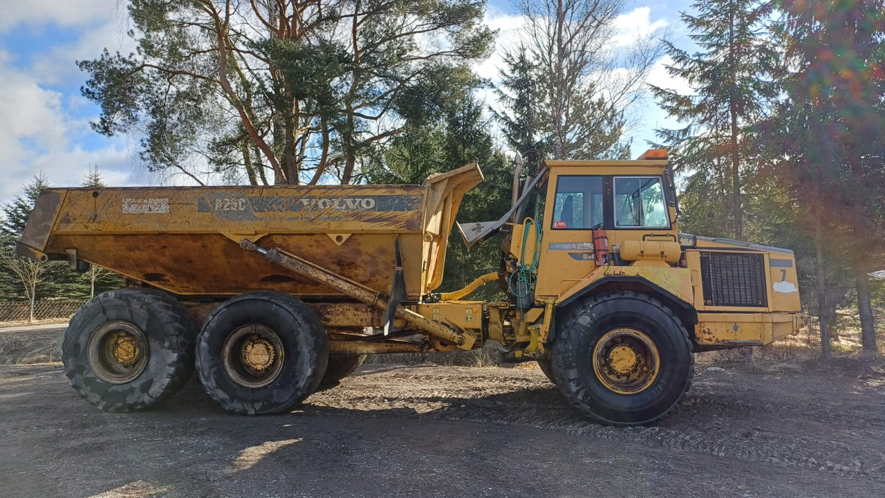 Volvo A25C 6X6 - Kiepwagen met knikbesturing: afbeelding 5 Volvo A25C 6X6 - Kiepwagen met knikbesturing: afbeelding 5