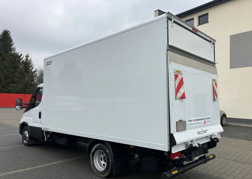 Iveco DAILY 35C16 kontener kurierka winda STAN PERFEKCYJNY - Bestelwagen gesloten laadbak: afbeelding 4 Iveco DAILY 35C16 kontener kurierka winda STAN PERFEKCYJNY - Bestelwagen gesloten laadbak: afbeelding 4